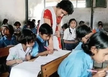 ৰাজ্যৰ বিদ্যালয়সমূহত খালী হৈ আছে ৩০ হাজাৰ শিক্ষকৰ পদ; বিধানসভাত জনালে শিক্ষামন্ত্ৰী ৰাণোজ পেগুৱে