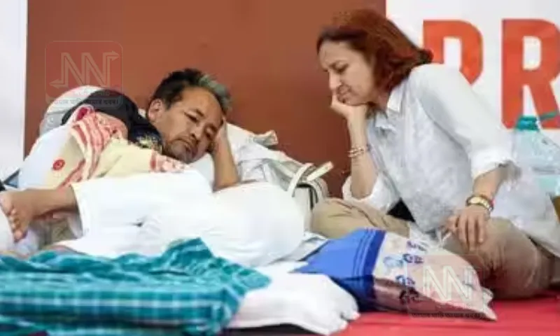 সোণম ৱাংচুকক অন্য চিকিৎসালয়লৈ স্থানান্তৰ কৰিবলৈ অস্বীকাৰ আদালতৰ; চাফদৰজং হাস্পতালতে চলিব ৱাংচুকৰ চিকিৎসা