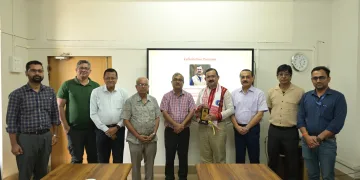 লণ্ডনৰ সন্মানীয় ফেল’শ্বিপ লাভ কৰিলে গিৰিজানন্দ চৌধুৰী বিশ্ববিদ্যালয়ৰ ‘প্ৰফেচৰ অৱ্ প্ৰেক্টিছ’ ড° বিভৱ কুমাৰ তালুকদাৰে
