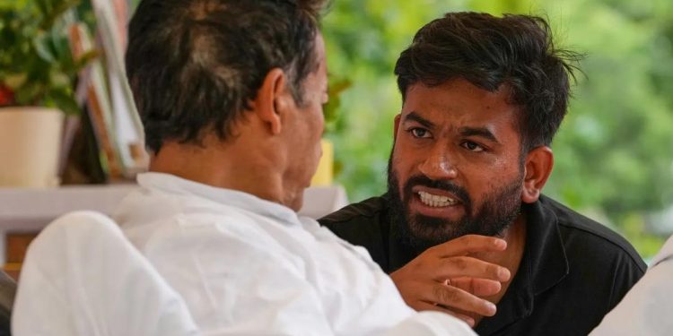 চিকিৎসালয়ত সোণম ৱাংচুক : এইবাৰ অনশনৰ ঘোষণা অভিজিৎ দীপকেৰ