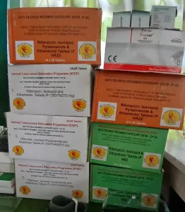 কাকজান চাহ বাগিচাৰ কেন্দ্ৰীয় চিকিৎলায়ৰ যক্ষ্মাৰোগৰ বাবে থকা ঔষধৰ সুবিধা