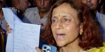 প্ৰধানমন্ত্ৰীৰ বাসভৱনৰ সন্মুখত কংগ্ৰেছৰ প্ৰতিবাদ আন্তৰিকতাবিহীন, ছোনম ৱাংচুকৰ পত্নীৰ বিস্ফোৰক মন্তব্য