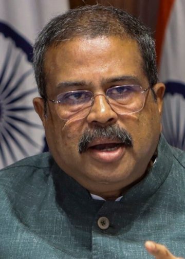 দেশজুৰি প্ৰতিবাদৰ মাজতে কেন্দ্ৰীয় শিক্ষামন্ত্ৰী ধৰ্মেন্দ্ৰ প্ৰধানৰ পদত্যাগ