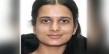 নাম ধৰি মাতি কিছু কথা-বতৰা, তাৰ পাছতেই গুলী! কানাডাত ৰাজপথত ঢলি পৰিল ভাৰতীয় মূলৰ যুৱতী