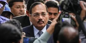 ‘ককৰোচ’ মন্তব্যৰ তীব্ৰ প্ৰতিক্ৰিয়া আৰু ছাত্ৰ আন্দোলনৰ মাজতে স্থগিত ৰখা হ’ল মুখ্য ন্যায়াধীশ সূৰ্য কান্ত উপস্থিত থাকিবলগীয়া স্মাৰক বক্তৃতা
