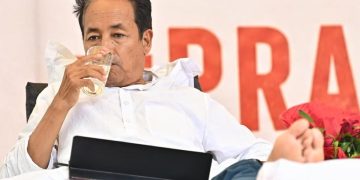 সোনম ৱাংচুকৰ স্বাস্থ্যৰ অধিক অৱনতি, অনশনৰ ১৫ দিন সম্পূৰ্ণ; আন্দোলনৰ ২৩ দিনতো অটল প্ৰতিবাদ