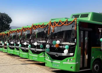 গুৱাহাটীত সেউজ বাছৰ বিৰুদ্ধে কঠোৰ অভিযান : ৬৩ চালকৰ লাইচেন্স বাতিল