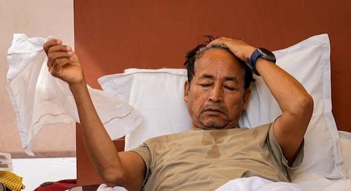 সোণম ৱাংছুকলৈ অনশন ভংগৰ আহ্বান অসমৰ বহু বিশিষ্ট ব্যক্তিৰ : চৰকাৰক তীব্ৰ গৰিহণা