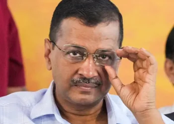 প্ৰতি লিটাৰ পেট্ৰ’ল ৮২ টকাত উপলব্ধ হ’বনে? কেজৰিৱালৰ দাবীক কেন্দ্ৰ কৰি নতুন বিতৰ্ক