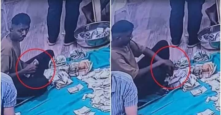 ৰাম মন্দিৰৰ দৰে গুজৰাটৰ অম্বাজী মন্দিৰতো চুৰি : বৰঙণিৰ ধন সৰকোৱাৰ অভিযোগত গ্ৰেপ্তাৰ তিনি কৰ্মচাৰী