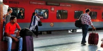 ৰাজধানীত চুৰি নগদ ধন আৰু মংগলসূত্ৰ; ৰে’লৱেক ৮০ হাজাৰ টকা ক্ষতিপূৰণৰ নিৰ্দেশ গ্ৰাহক সুৰক্ষা আয়োগৰ
