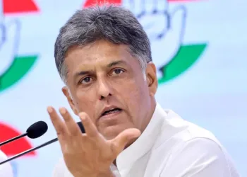 নির্বাচনী সমিতিৰ পৰা বাদ পৰাত ক্ষুব্ধ মনীষ তিৱাৰী; নিৰ্বাচনমুখী পঞ্জাৱত কংগ্ৰেছ শিৱিৰত সংঘাত!