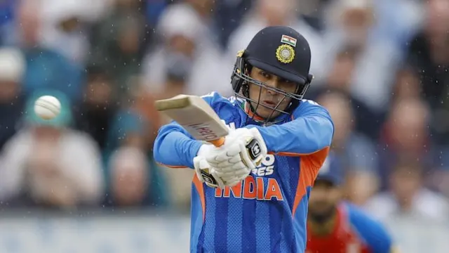 ৯১টা বলত ২৩৩ ৰান! এদিনীয়াত অভিষেকৰ তাণ্ডৱ দেখি চকু কপালত উঠিল ক্ৰিকেট অনুৰাগীৰ