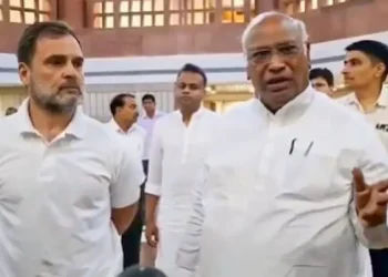 একেৰাহে দ্বিতীয় বছৰ! লালকিল্লাত স্বাধীনতা দিৱস উদযাপনত অনুপস্থিত খাৰ্গে-ৰাহুল গান্ধী