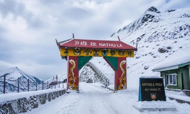মুকলি হ’ল ‘ঐতিহাসিক’ নাথু লা; বাণিজ্যিক পথত দ্বিপাক্ষিক সম্পৰ্কৰ উন্নতি ভাৰত-চীনৰ!