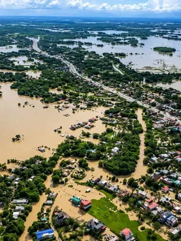অসমৰ বানত এতিয়াও আক্ৰান্ত ১.৩৬ লাখৰো অধিক লোক; মৃত্যুৰ সংখ্যা ৮৫ জনলৈ বৃদ্ধি