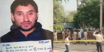 আদালত চৌহদতে গুলীত থকাসৰকা কুখ্যাত গেংষ্টাৰ; বিয়পি পৰিল আতংক