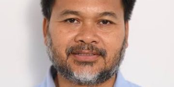 ১০ লাখ লাগিবই : বৰ্নাত্যৰ ক্ষতিপূৰণ বিচাৰি ৮ ঘন্টীয়া অনশনত বহিব অখিল গগৈয়ে