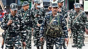 ন্যায়ালয়ৰ ৰায়ক অৱমাননা কৰি সংসদত আইন প্ৰণয়ন কৰাৰ ক্ষমতাক লৈ পুনৰ বিতৰ্ক