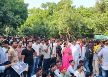 পুনৰ দিল্লীৰ যন্তৰ মন্তৰত প্ৰতিবাদ; ‘সংৰক্ষণ নীতিৰ’ বিৰুদ্ধে বিশাল সমাৱেশ, আটক কেইবাজনো