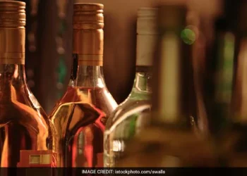 সুৰা নিষিদ্ধ ৰাজ্য নাগালেণ্ডত ভয়ংকৰ অঘটন! বিষাক্ত সুৰাপানৰ ফলত ৯ জনৰ প্ৰাণহানি