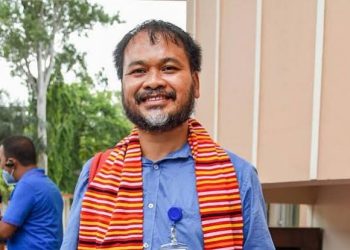 ‘এল কে আদৱানীৰ নামেই যদি নাথাকে, তেন্তে কাৰ নাম থাকিব?’—এছ আই আৰক লৈ আখিল গগৈৰ প্ৰশ্ন