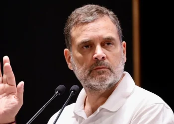 ‘ভোটৰ পিছত এইবাৰ দল চুৰি!’ তৃণমূলৰ প্ৰতীক ফ্ৰীজ কৰাৰ পিছতেই সৰৱ ৰাহুল, নিৰ্বাচন আয়োগক তুলাধূনা