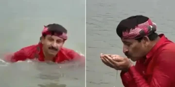 ব্যৰ্থতা ঢাকিবলৈ ভয়ংকৰ কাণ্ড! মল-মূত্ৰ-বিষাক্ত দ্ৰব্যৰে ভৰা গেলা যমুনাৰ পানী খালে সাংসদ মনোজ তিৱাৰীয়ে
