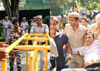 জ্ঞানেশ কুমাৰক অপসাৰণৰ দাবীত দিল্লীত ব্যাপক প্ৰতিবাদ, বন্ধ ইণ্টাৰনেট! ১১টা মেট্ৰ’ ষ্টেচনত তলা আৰক্ষীৰ