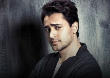 ভাৰতীয় নাগৰিক নহয় নেকি ইমৰান খান? ৰাজনৈতিক প্ৰতিবাদত অংশ লোৱা অভিনেতাগৰাকীক দেশ ত্যাগৰ নিৰ্দেশ মুম্বাই আৰক্ষীৰ