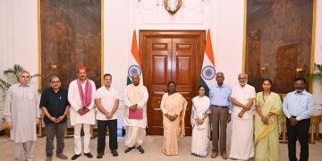 ‘ভোট চুৰিৰ অভিযোগ অস্বীকাৰ কৰা নাই ৰাষ্ট্ৰপতিয়ে’, মুৰ্মুক অভিযোগ দিয়াৰ পিছত এইবাৰ মুখ্য ন্যায়াধীশৰ কাষ চাপিব ‘ইণ্ডিয়া’!