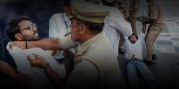 দিল্লীৰ প্ৰতিবাদৰ পূৰ্বেই দেশজুৰি আৰক্ষীৰ অভিযান! ৰে’ল-বাছৰ পৰাই আটক প্ৰতিবাদকাৰীক