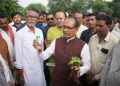 বিজেপি চৰকাৰৰ অমানৱীয় কাণ্ড; কিয় নিজৰ চৰকাৰৰ বিৰুদ্ধেই ধৰ্ণাত বহিল শিৱৰাজ সিং চৌহান?