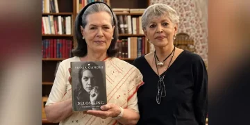 ইনষ্টাগ্ৰামত ছোনিয়া গান্ধী! মুকলি কৰিলে আত্মজীৱনী ‘বিলংগিং: এ জাৰ্নি অৱ লাভ’ৰ প্ৰথম আভাস